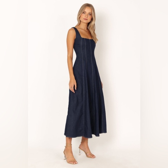 PETAL & PUP CALLUM MIDI DRESS - DARK DENIM SIZE S B1352 - Picture 5 of 8